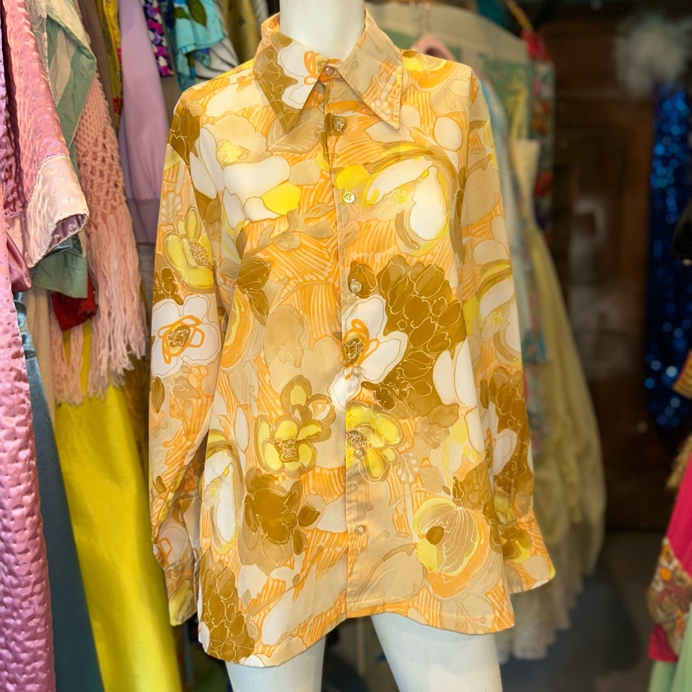 Psychedelic 70s Floral Button Down